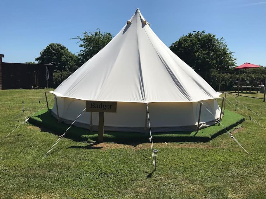 Hotel Cox Hill Glamping Badger Truro Esterno foto