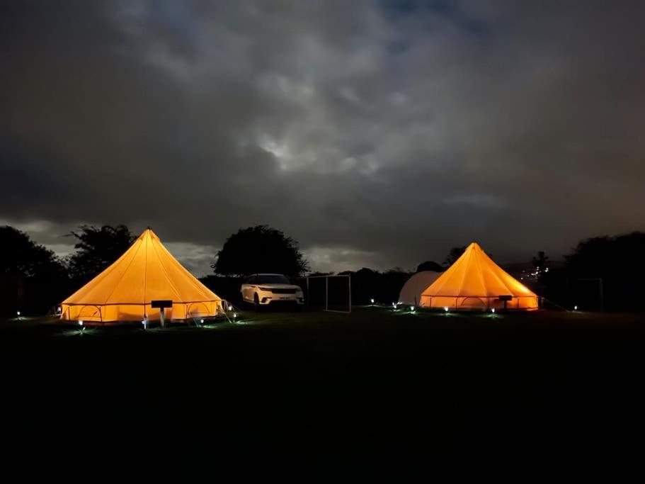 Hotel Cox Hill Glamping Badger Truro Esterno foto